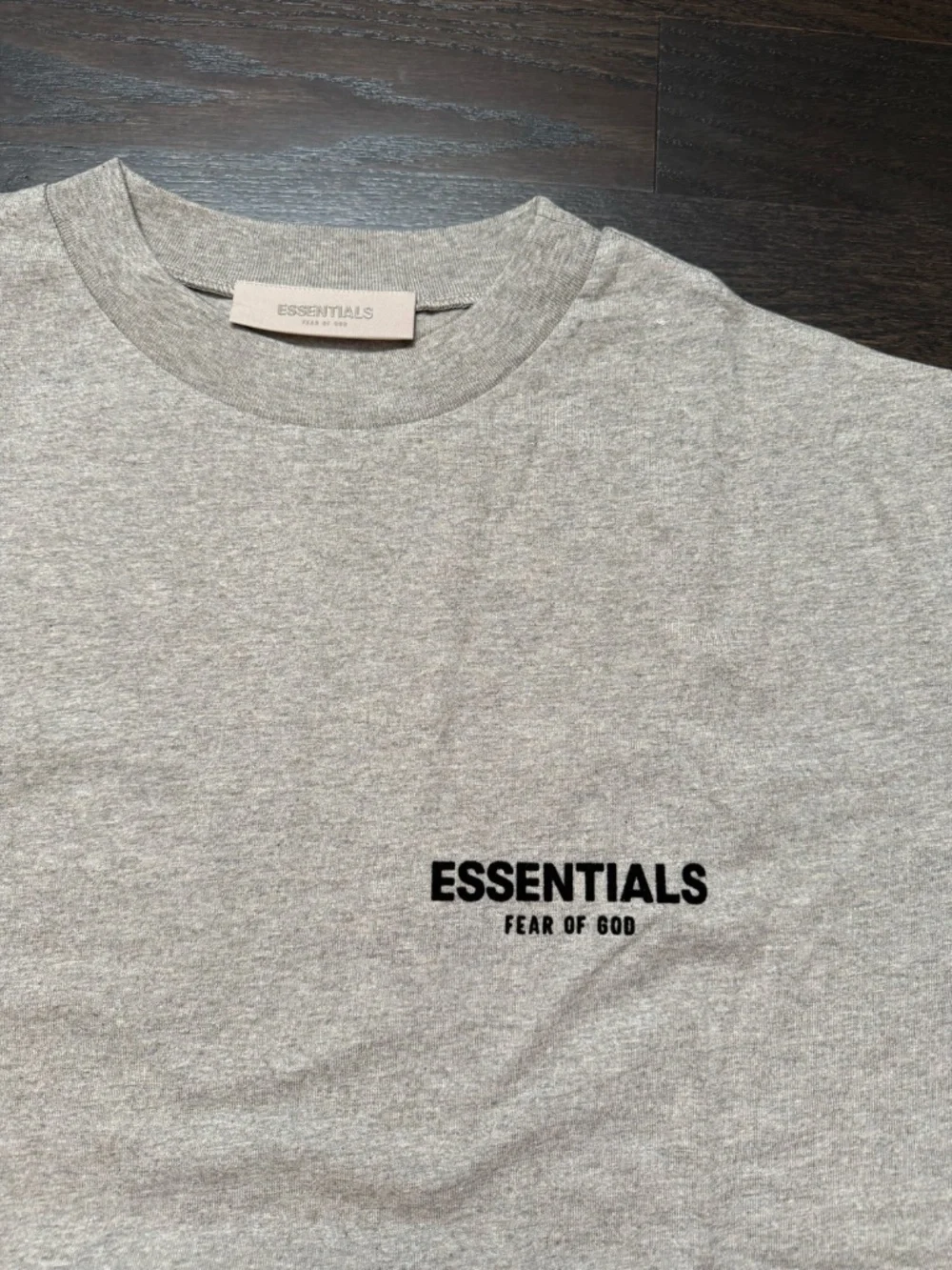 Essentials Fear of God Dark Oatmeal Short Sleeve Shirt Size Small - Picture 3 of 4
